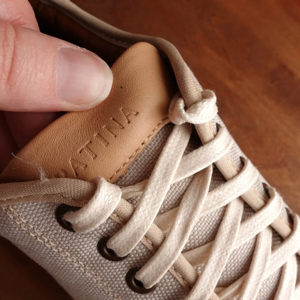 Patina Sneakers Mens SZ 8.5 Beige Portland Leather Canvas Lifestyle Modern Shoes